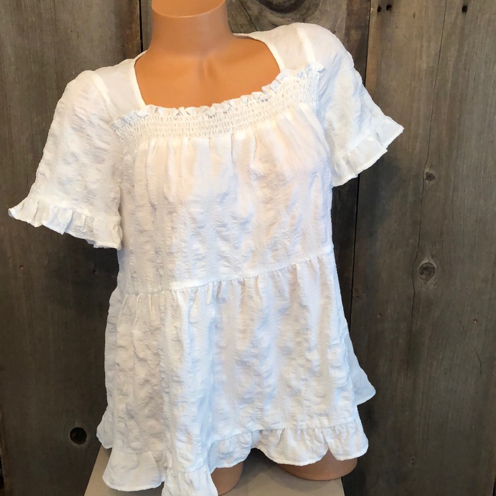 Gilli Textured Blouse in White Size Small Women’s